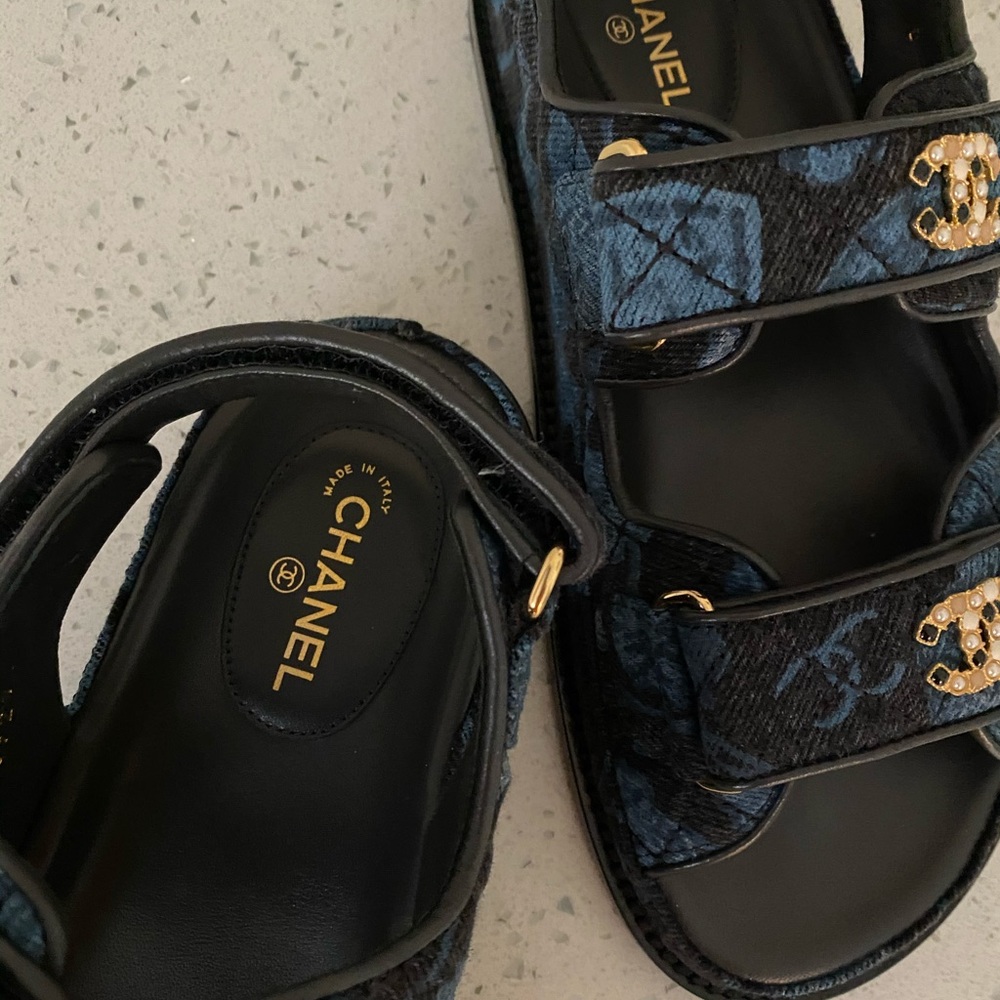 New CHANEL 2021 “dad” sandals - Picture 7 of 16